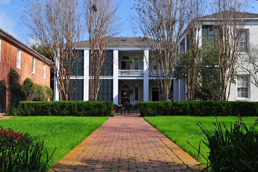 Monmouth Historic Inn Natchez Exterior photo